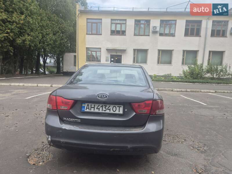 Седан Kia Magentis 2009 в Павлограде