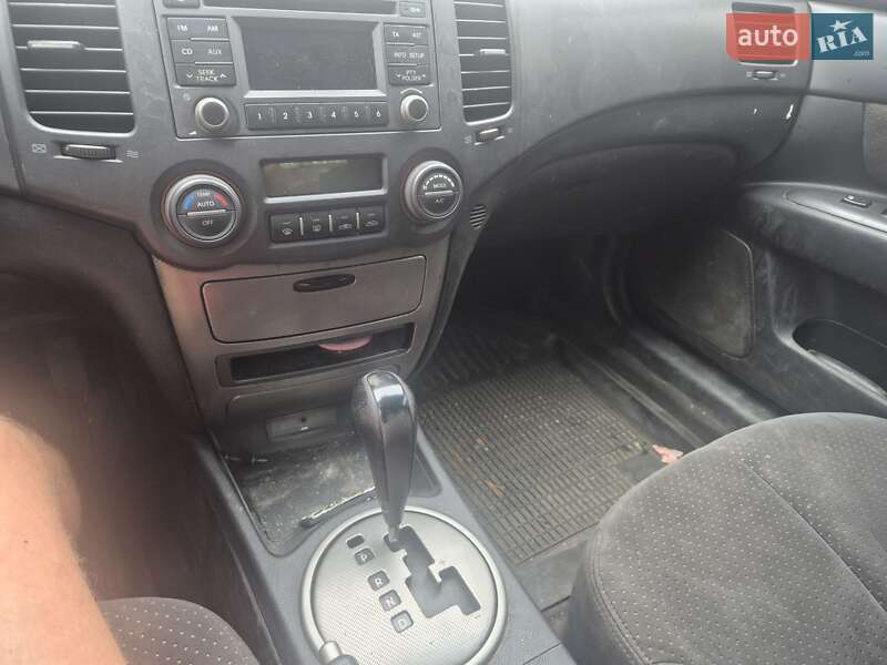 Седан Kia Magentis 2009 в Павлограде