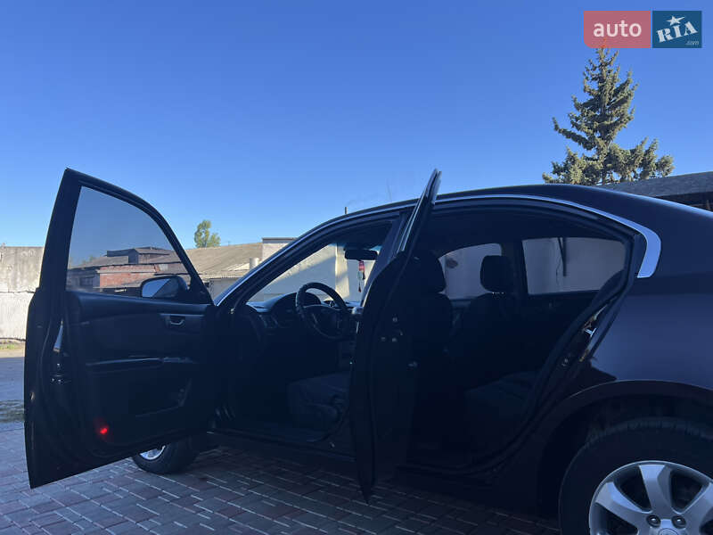 Седан Kia Magentis 2008 в Лозовой