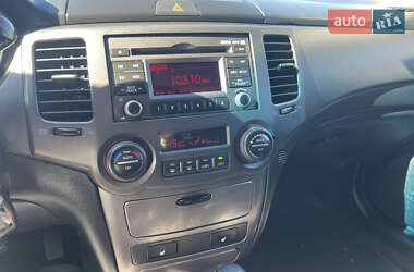 Седан Kia Magentis 2009 в 