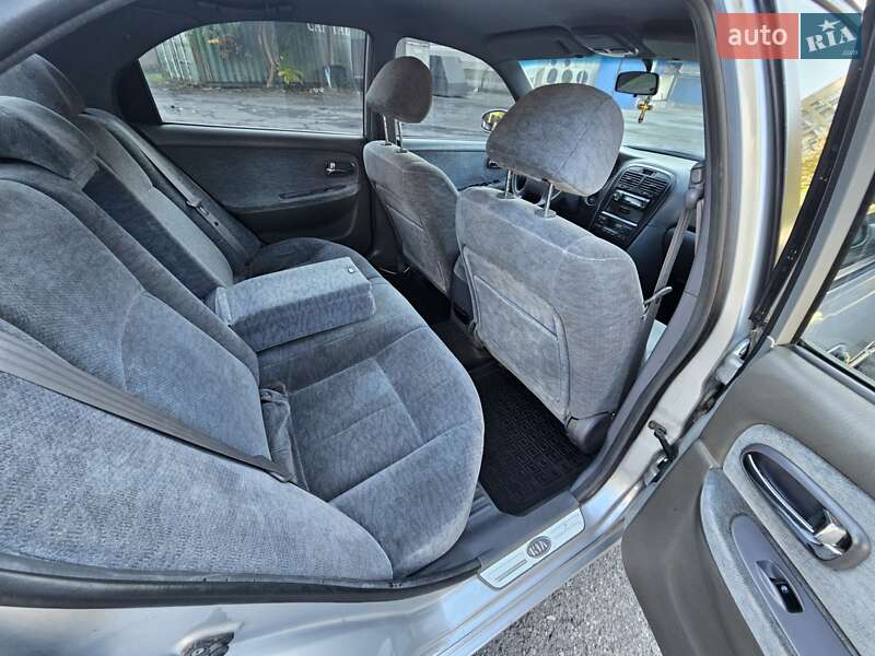 Седан Kia Magentis 2005 в Одессе