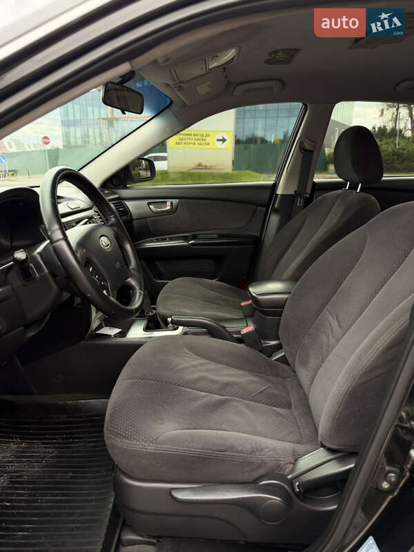 Седан Kia Magentis 2008 в Киеве