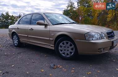 Седан Kia Magentis 2003 в  фото 3 Седан Kia Magentis 2003 в