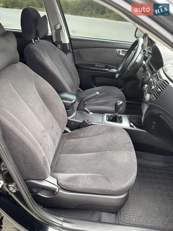 Седан Kia Magentis 2008 в Києві фото 27 Седан Kia Magentis 2008 в Києві