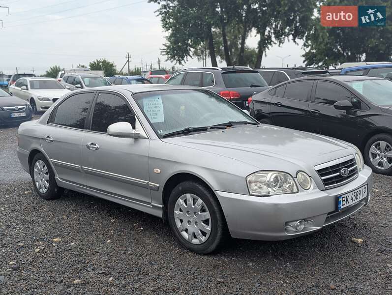 Седан Kia Magentis 2006 в Ровно