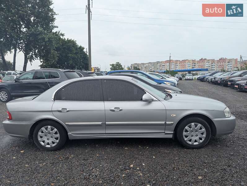 Седан Kia Magentis 2006 в Ровно