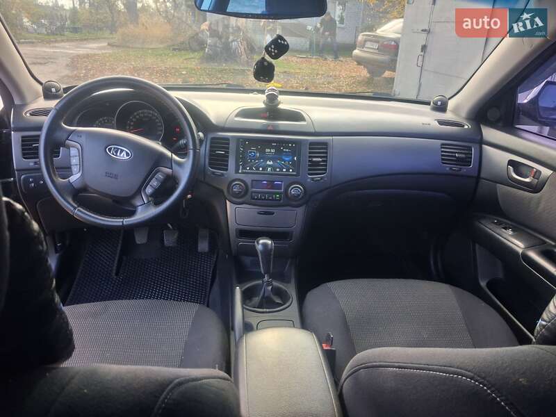 Седан Kia Magentis 2008 в Кременчуге