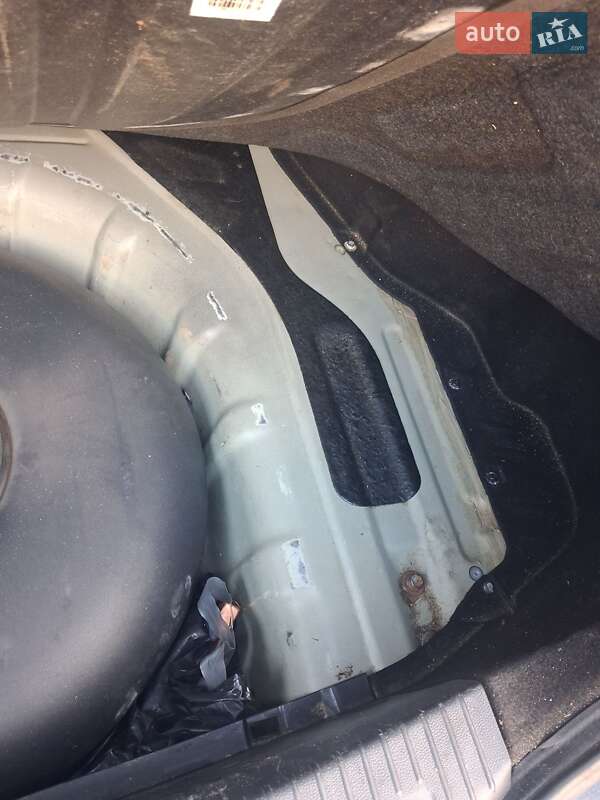 Седан Kia Magentis 2008 в Кременчуге