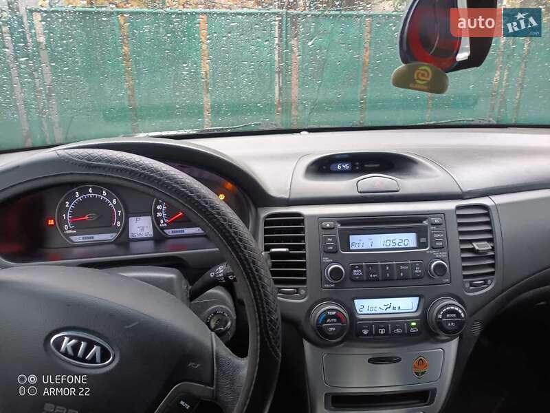 Седан Kia Magentis 2008 в Ужгороде фото 2 Седан Kia Magentis 2008 в Ужгороде