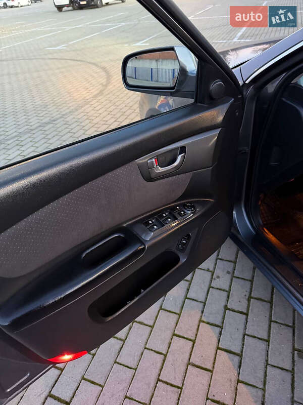 Седан Kia Magentis 2007 в Тернополе