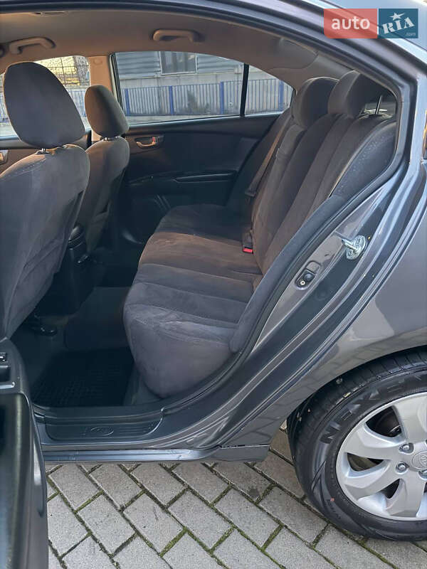 Седан Kia Magentis 2007 в Тернополе