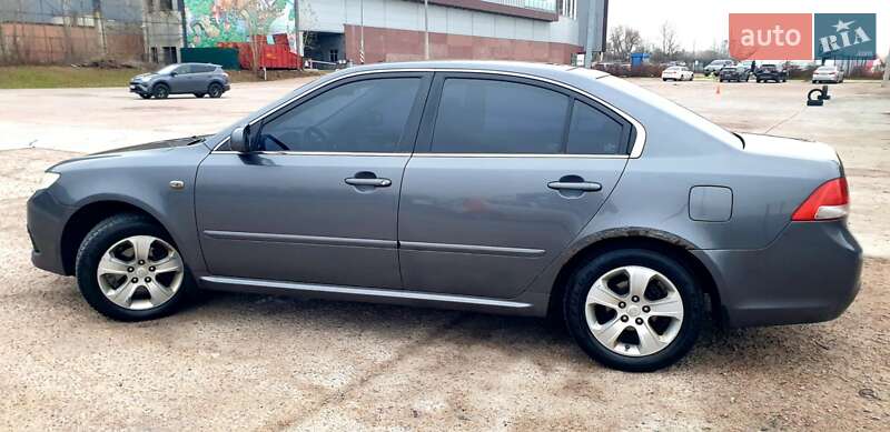 Седан Kia Magentis 2008 в Києві