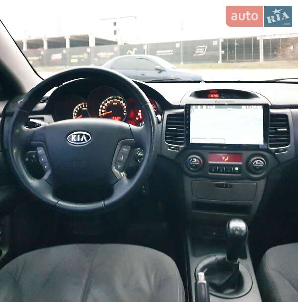 Седан Kia Magentis 2008 в Києві