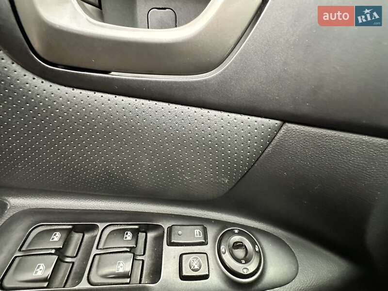 Седан Kia Magentis 2007 в Моршині