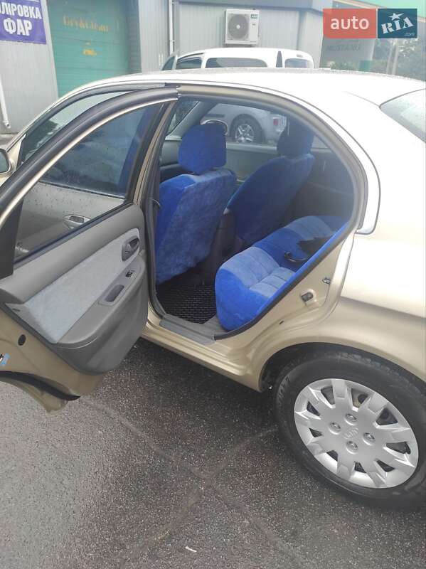 Седан Kia Magentis 2005 в Киеве