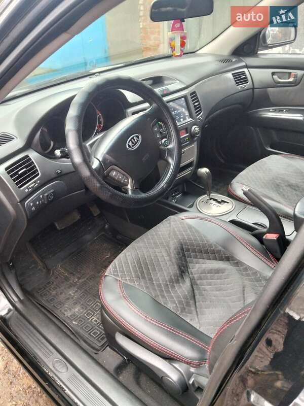 Седан Kia Magentis 2009 в Кропивницькому