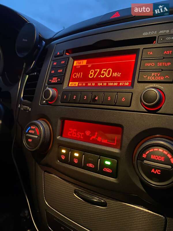 Седан Kia Magentis 2008 в Киеве