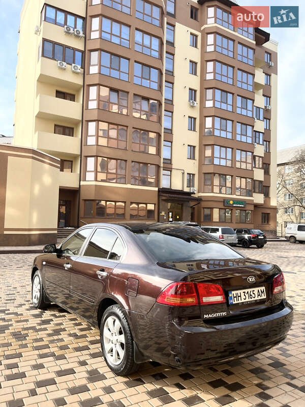 Седан Kia Magentis 2007 в Измаиле