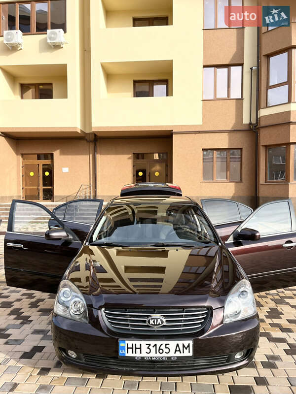 Седан Kia Magentis 2007 в Измаиле