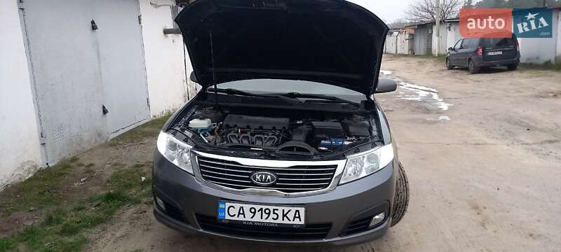 Седан Kia Magentis 2009 в Черкасах