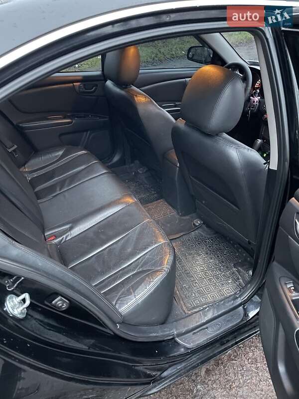 Седан Kia Magentis 2008 в Горішніх Плавнях