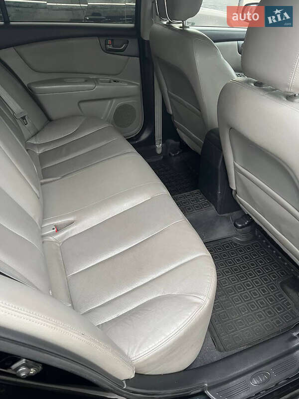 Седан Kia Magentis 2008 в Івано-Франківську