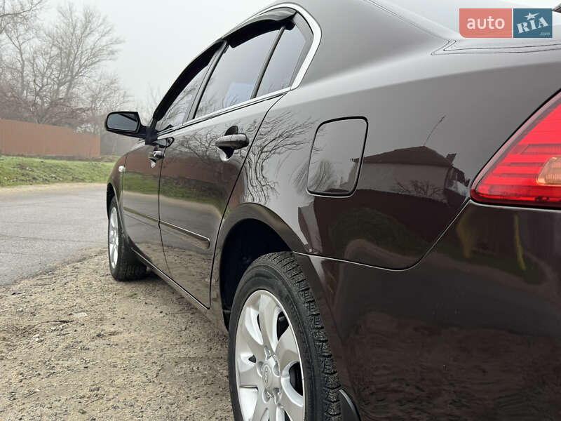 Седан Kia Magentis 2008 в Кам'янському