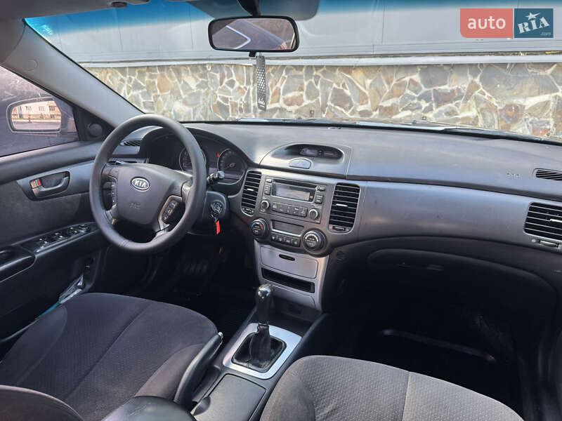Седан Kia Magentis 2007 в Стрые