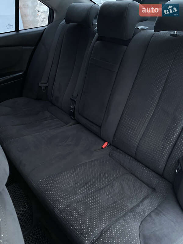 Седан Kia Magentis 2009 в Лозовой