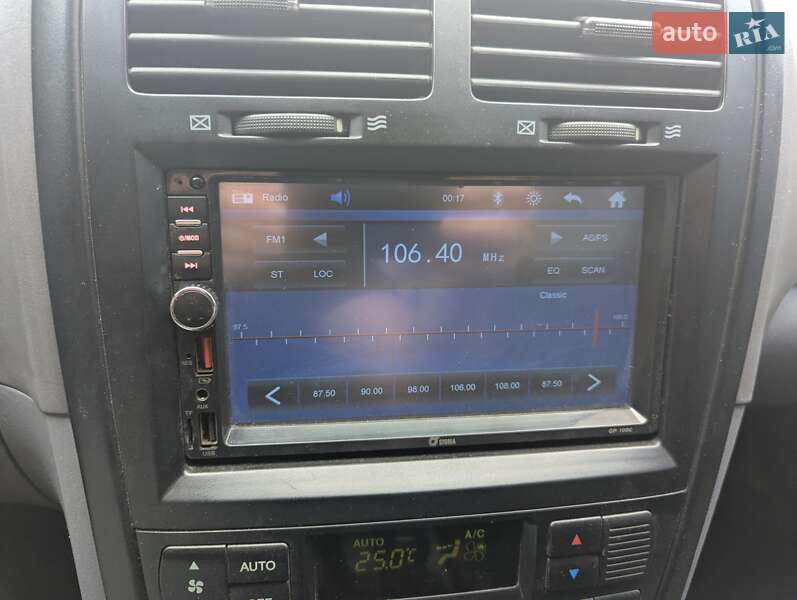 Седан Kia Magentis 2006 в Ровно