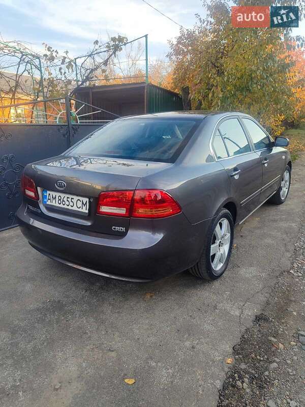 Седан Kia Magentis 2006 в Новоархангельську