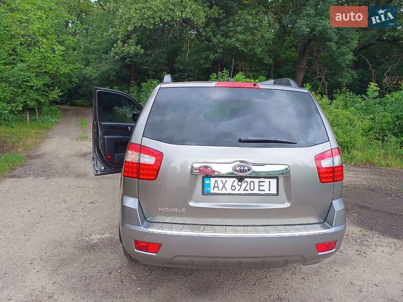 Внедорожник / Кроссовер Kia Mohave 2011 в Харькове