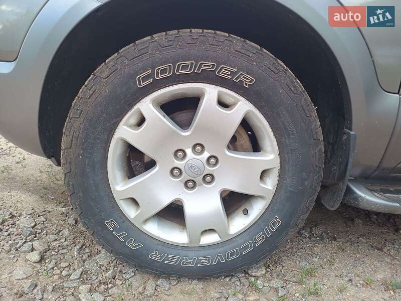 Внедорожник / Кроссовер Kia Mohave 2011 в Харькове