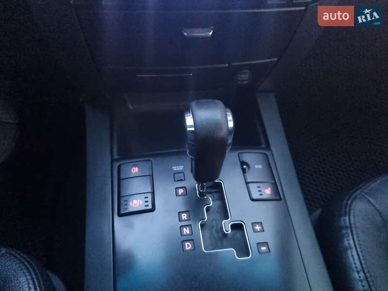 Внедорожник / Кроссовер Kia Mohave 2012 в Вишневом