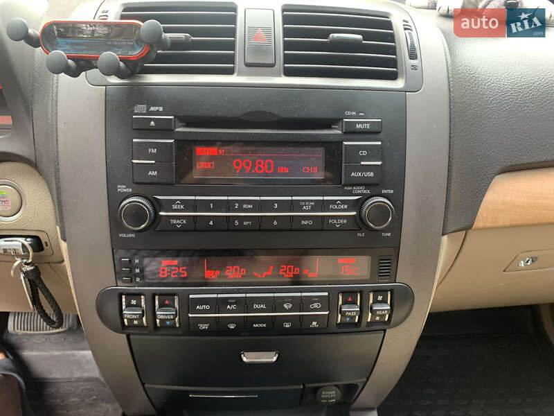 Позашляховик / Кросовер Kia Mohave 2011 в Немирові