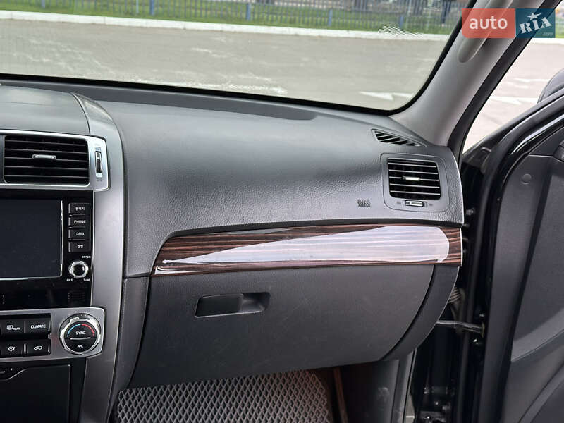 Внедорожник / Кроссовер Kia Mohave 2016 в Одессе фото 32 Внедорожник / Кроссовер Kia Mohave 2016 в Одессе