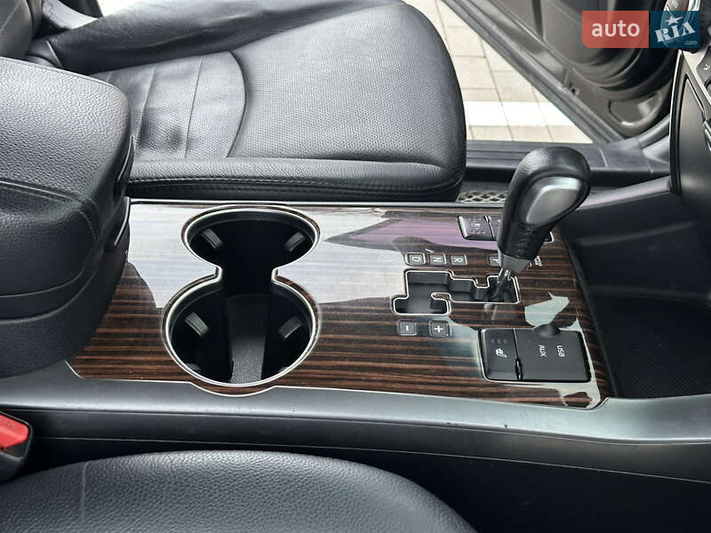 Внедорожник / Кроссовер Kia Mohave 2016 в Одессе фото 39 Внедорожник / Кроссовер Kia Mohave 2016 в Одессе