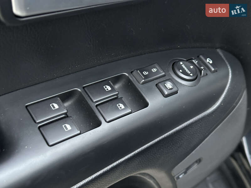 Внедорожник / Кроссовер Kia Mohave 2016 в Одессе фото 44 Внедорожник / Кроссовер Kia Mohave 2016 в Одессе