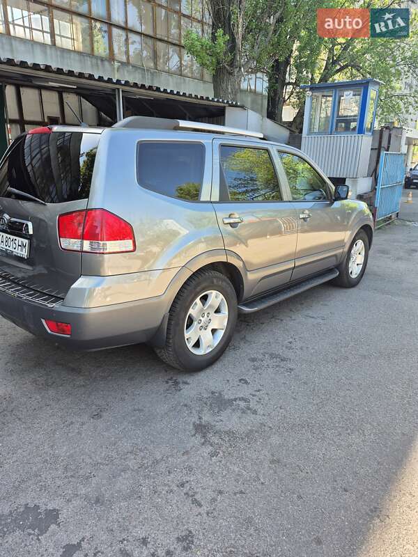 Позашляховик / Кросовер Kia Mohave 2010 в Києві