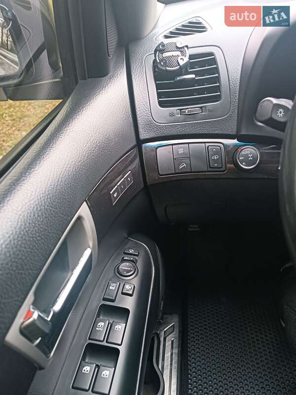 Позашляховик / Кросовер Kia Mohave 2011 в Коломиї