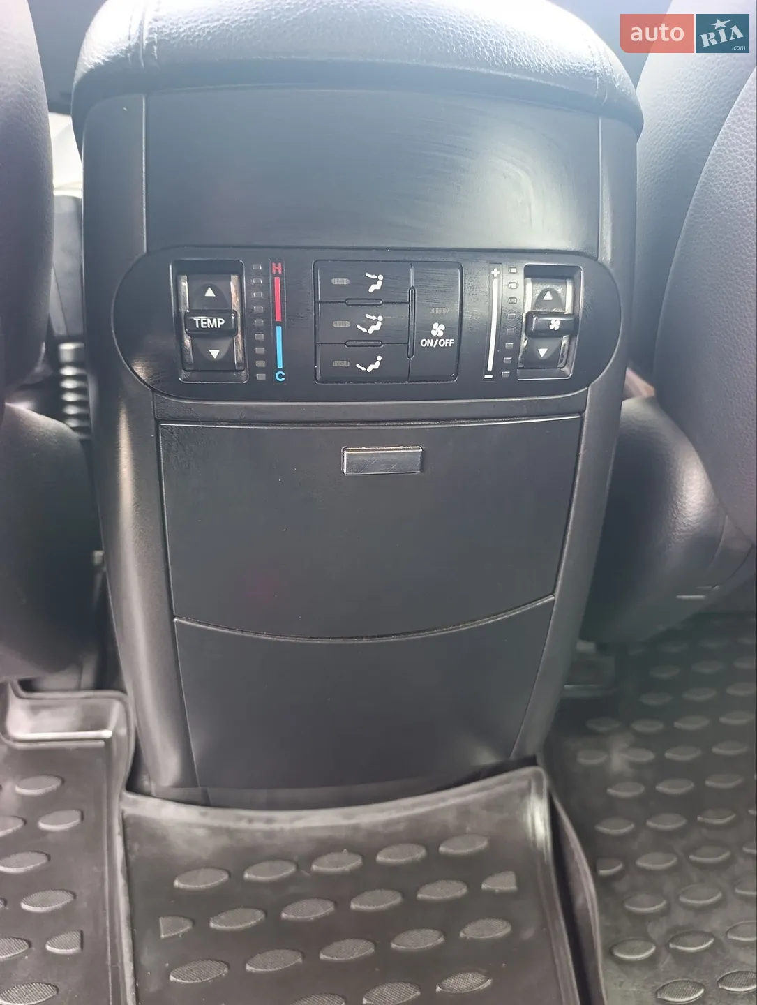 2010 Kia Mohave (Borrego) - мініатюра 17