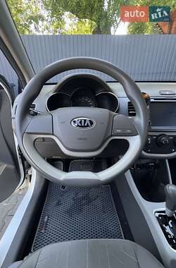 Хэтчбек Kia Morning 2016 в 