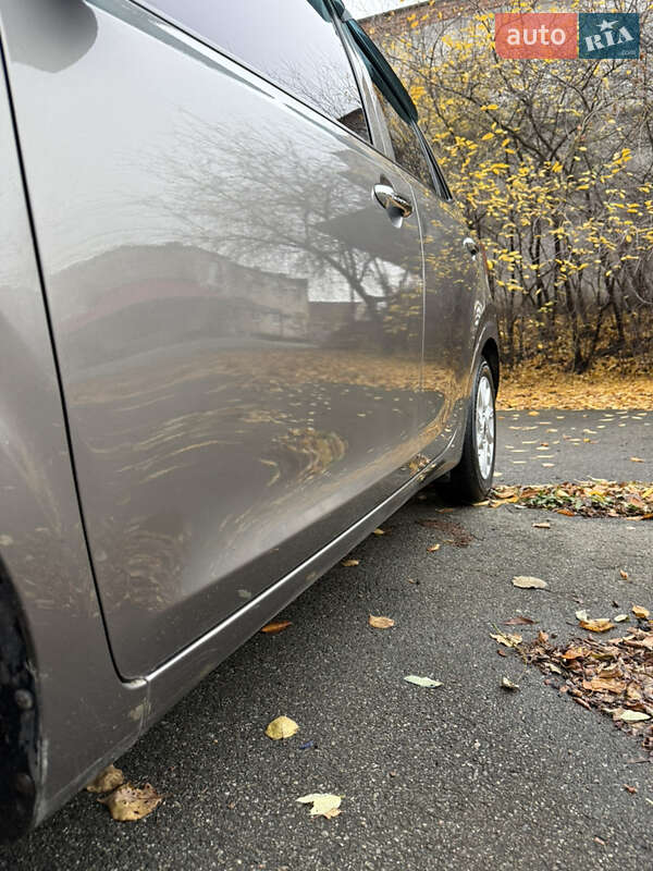 Хэтчбек Kia Morning 2018 в Чернигове