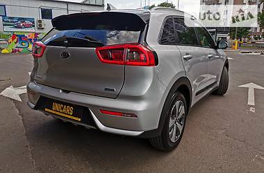 Внедорожник / Кроссовер Kia Niro 2017 в Одессе