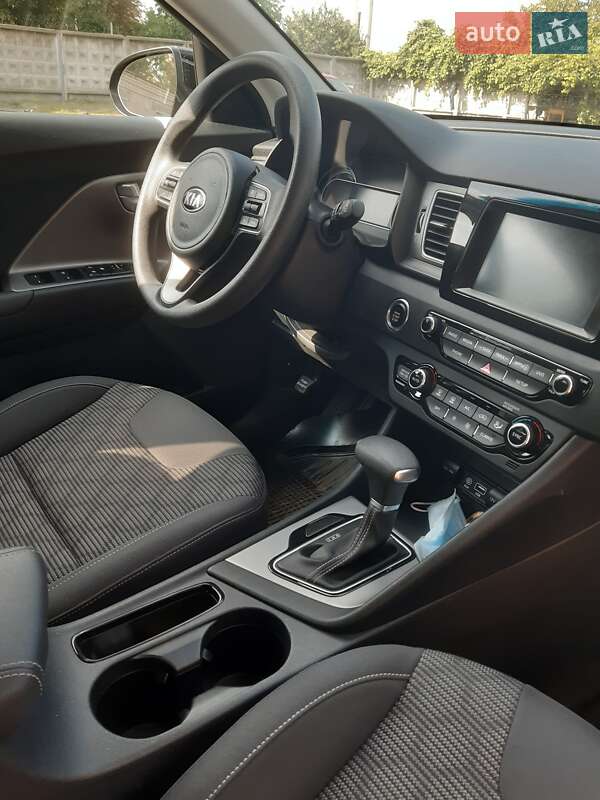 Позашляховик / Кросовер Kia Niro 2019 в Чернігові фото 19 Позашляховик / Кросовер Kia Niro 2019 в Чернігові