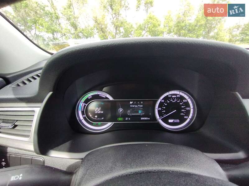 Позашляховик / Кросовер Kia Niro 2017 в Овідіополі фото 14 Позашляховик / Кросовер Kia Niro 2017 в Овідіополі