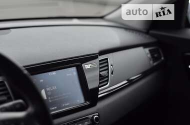 Позашляховик / Кросовер Kia Niro 2019 в 