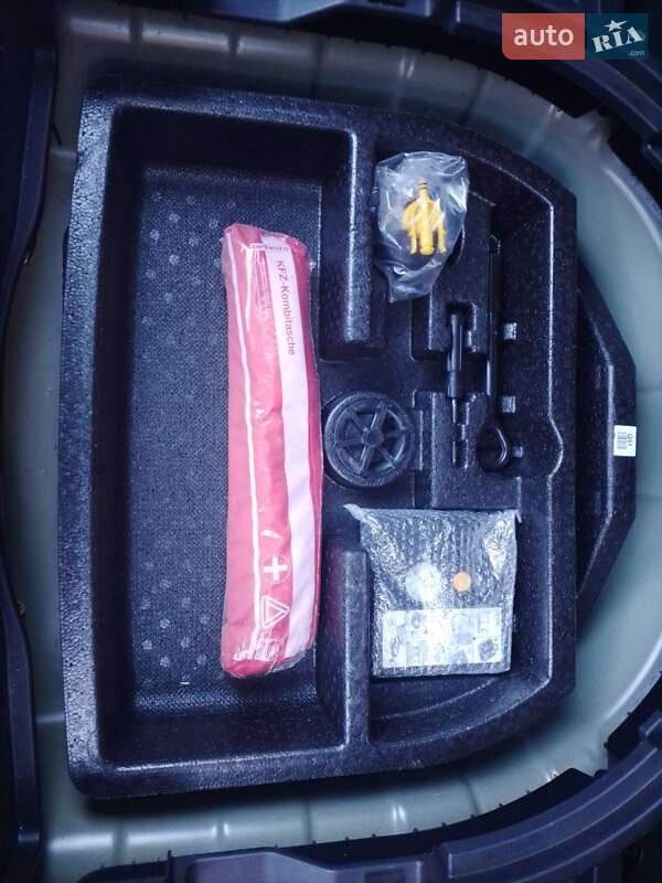 Внедорожник / Кроссовер Kia Niro 2020 в Киеве