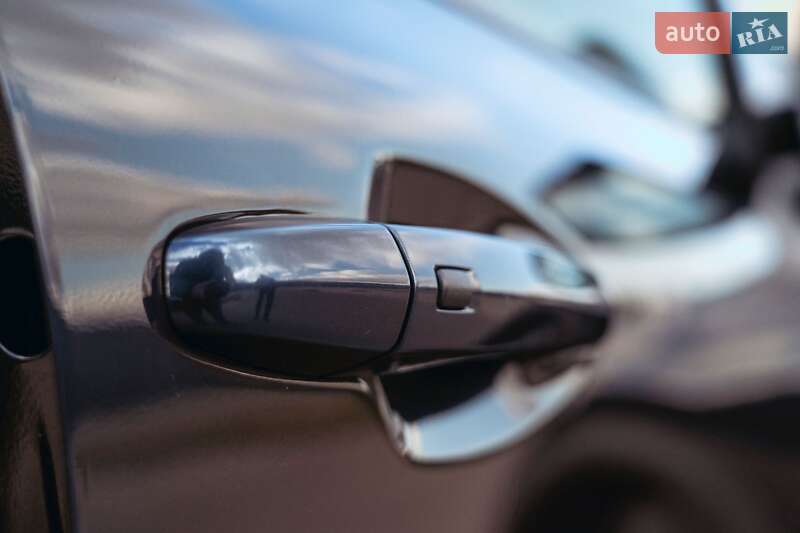 Внедорожник / Кроссовер Kia Niro 2018 в Хмельницком