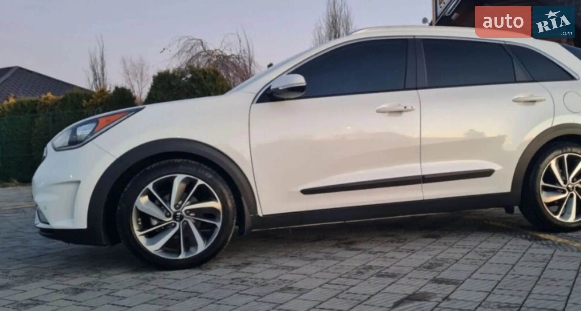 2017 Kia Niro - мініатюра 17